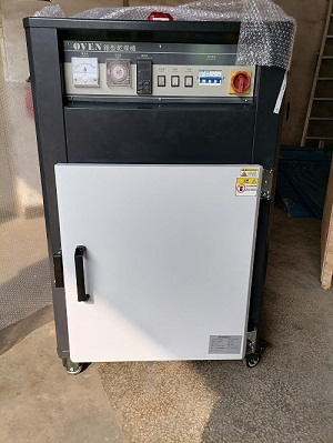 Portable Plastic Drying Cabinet Dryer for Drying Color Plastic Raw Material With Wheel